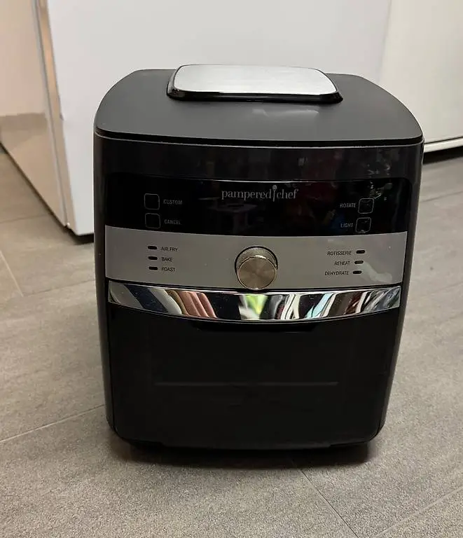 Deluxe Air Fryer von Pampered Chef