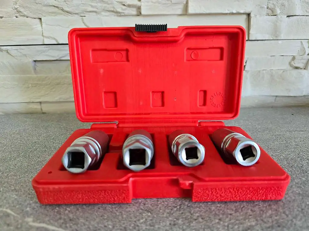 4tlg Stehbolzen Ausdreher Satz Abzieher Set 6-12mm Bolzen