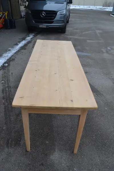 Antiker Restaurierter Tisch Tannentisch