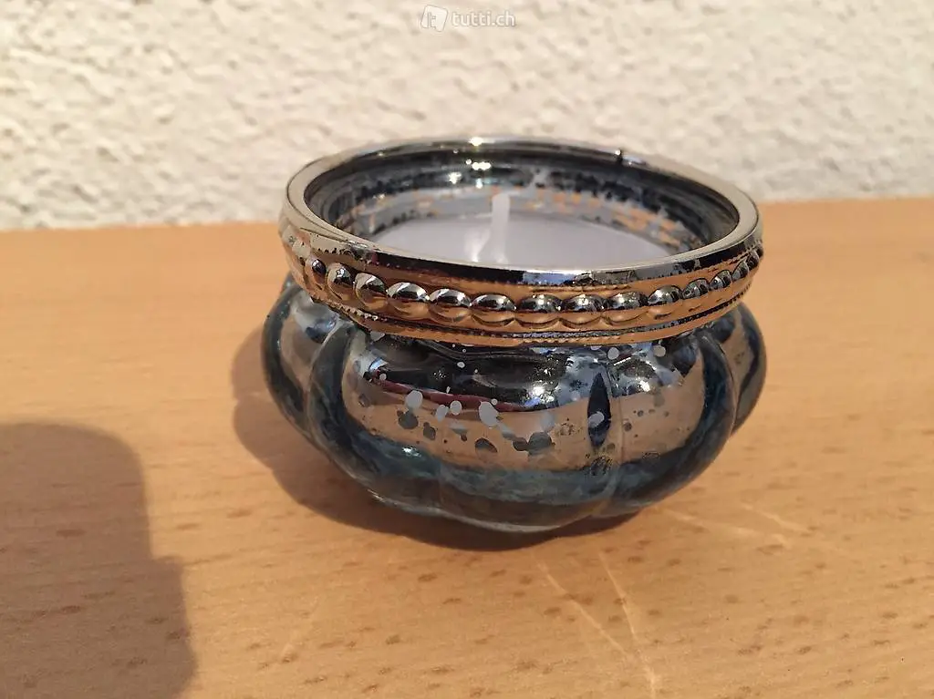 Schönes feierliches Teelicht inkl. Kerze