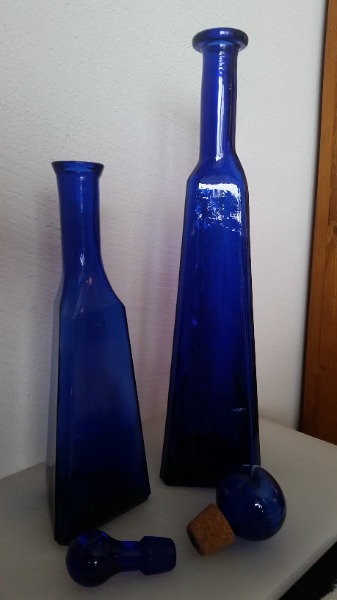 2 Vasen, Glasflaschen zur Deco oder gebraucht