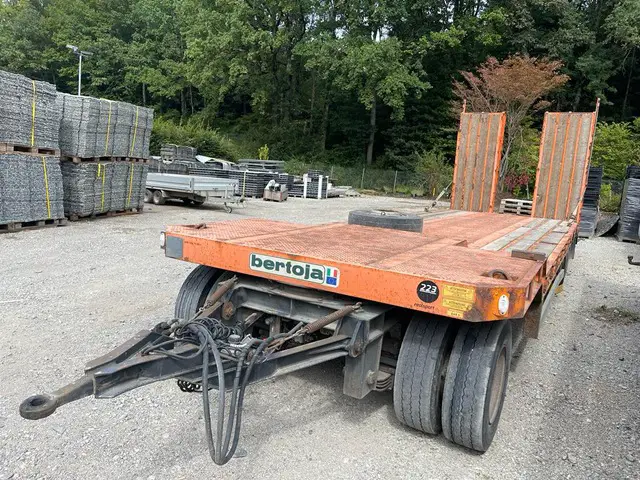 BERTOJA, Baumaschinenanhänger
