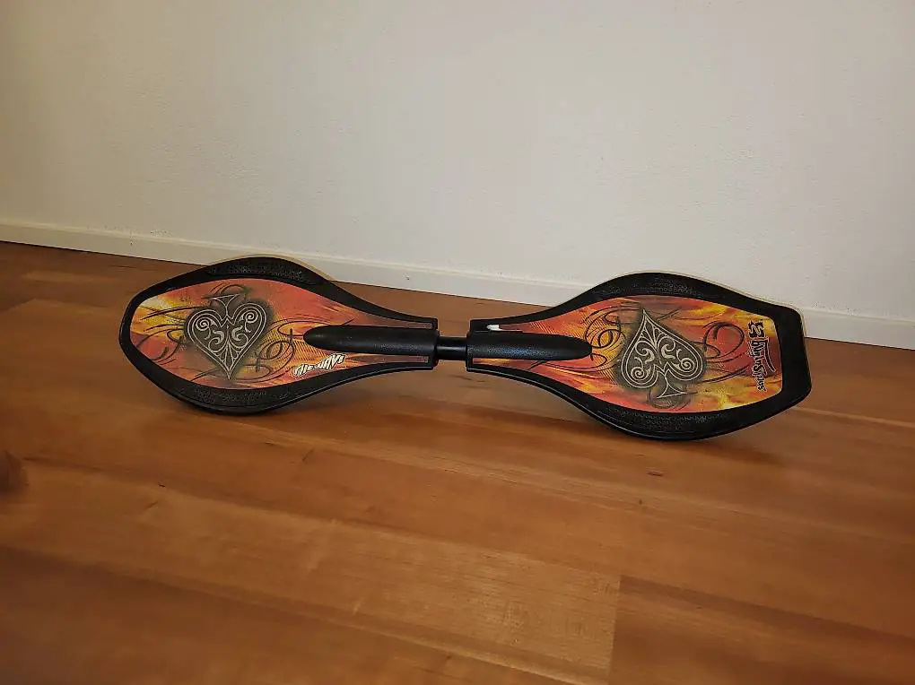 Waveboard orange