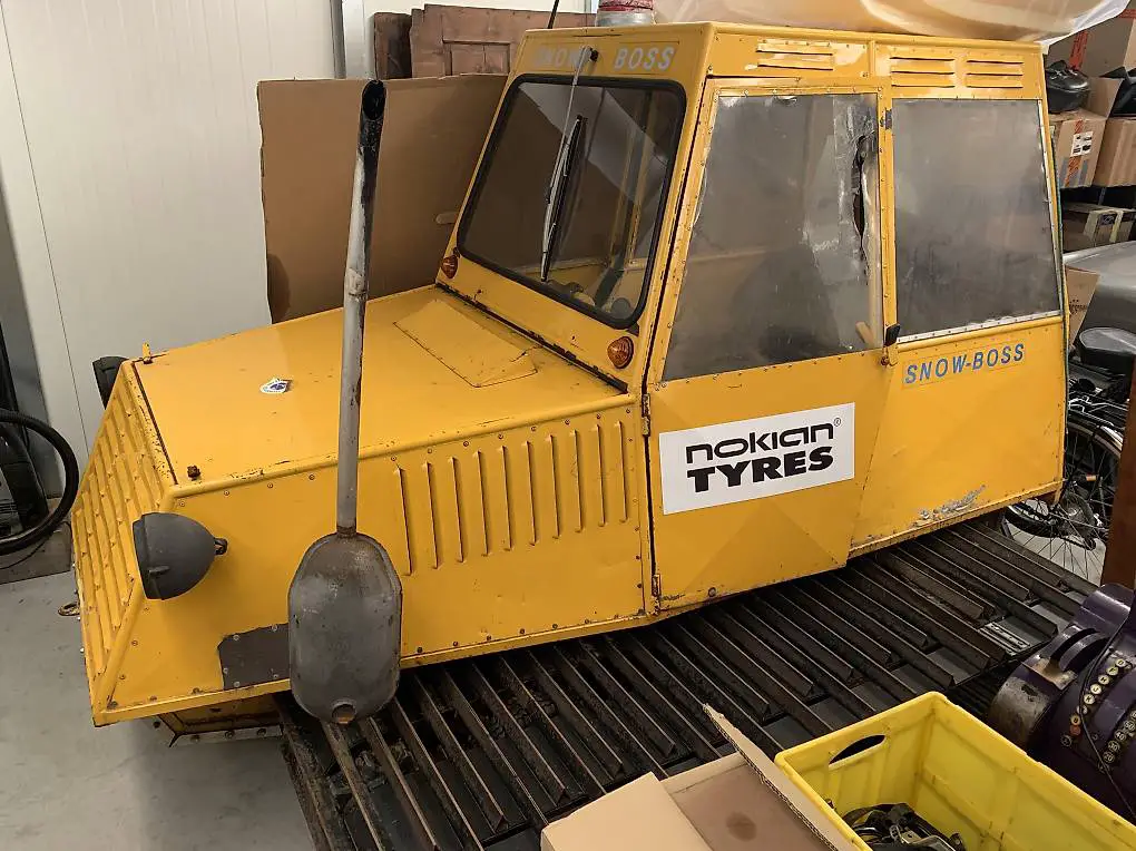 Pistenraupe, Spurgerät, Snow Boss Rolba