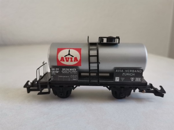 WESA Zisternenwagen AVIA grau, ohne Schachtel