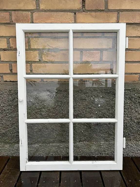 Altes Fenster (67 x 92 cm)