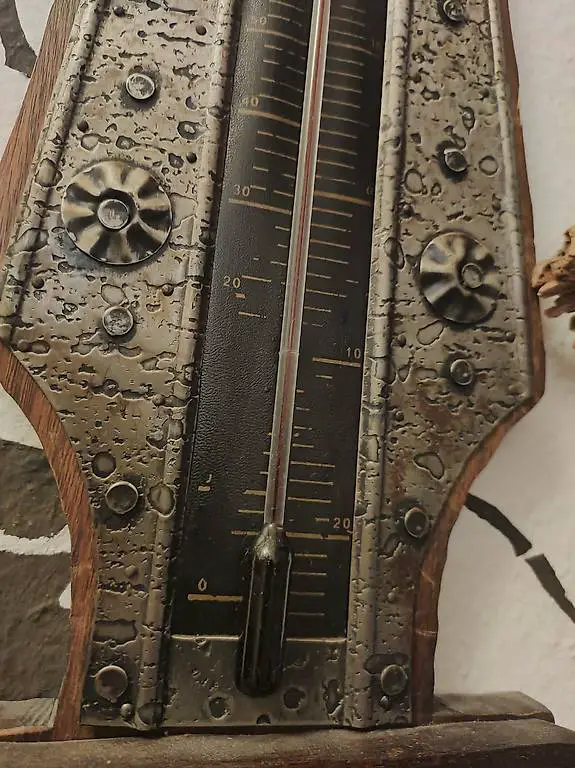 Baro- und Thermometer