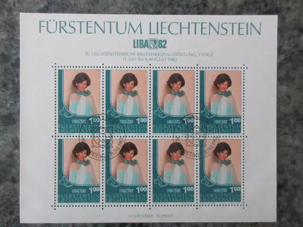 2 Kleinbogen Liechtenstein Liba 82, gestempelt