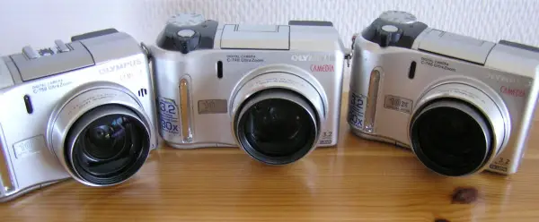 Digitale Olympus Fotoapparate - Camedia C740, C750