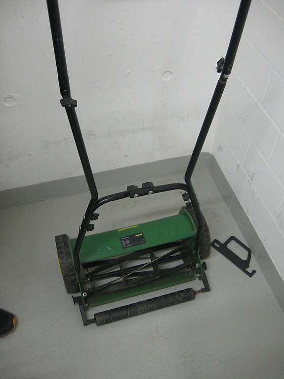 HANDRASENMÄHER sehr guter Zustand 3mal benutzt