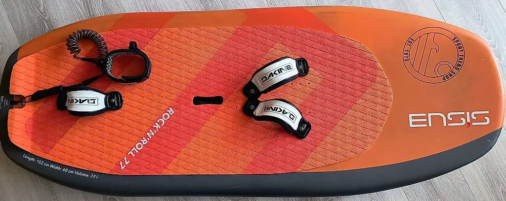 Wingsurfen Komplettset, Wing 4.5 und Board 77 mit Wing-Foil