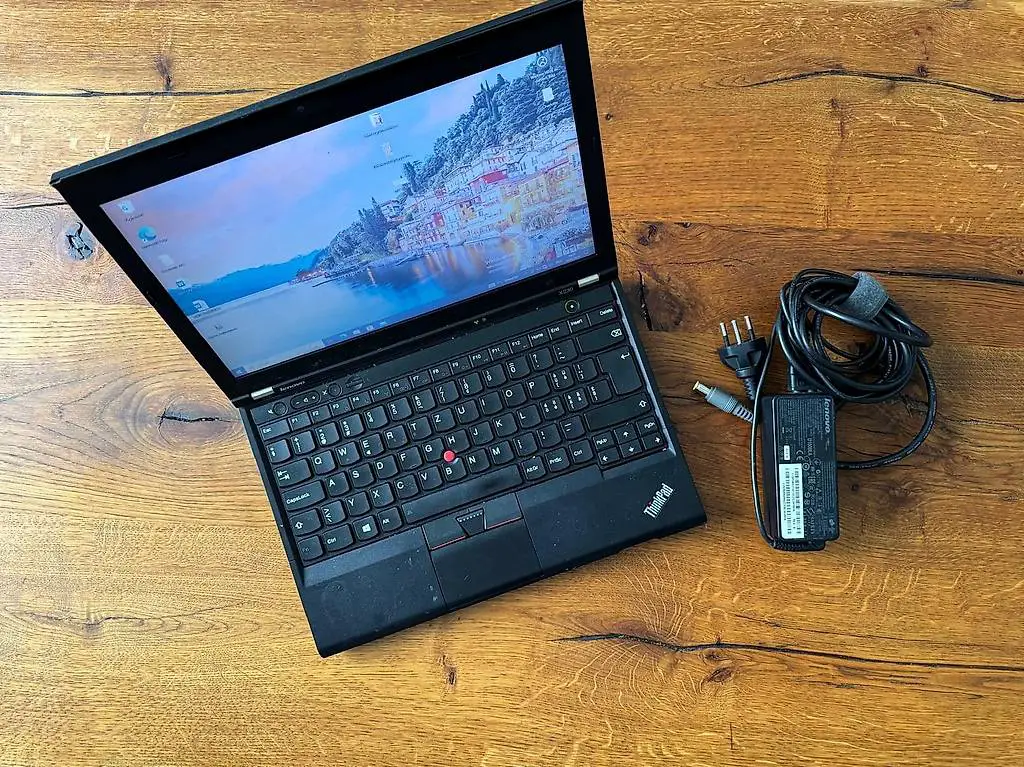 Lenovo ThinkPad X230