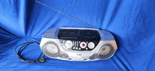 PHILIPS Radio Cassetta CD Fm Argentato