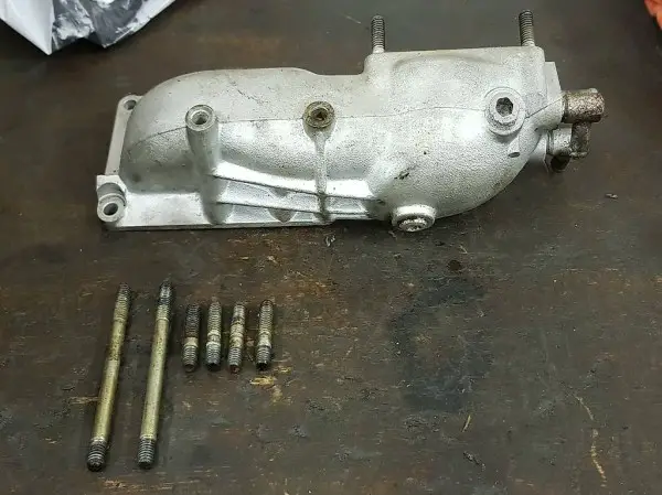 Ansaugbrücke Volumex Kompressor inkl. Montagebolzen