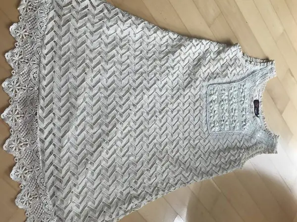 Kleid / Tunika Yumi romantisch mit Spitzen in zartem Crème