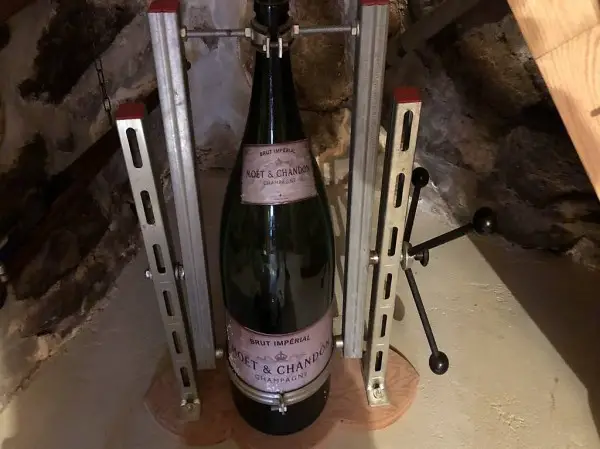  Vorrichtung für Magnum Weinflaschen