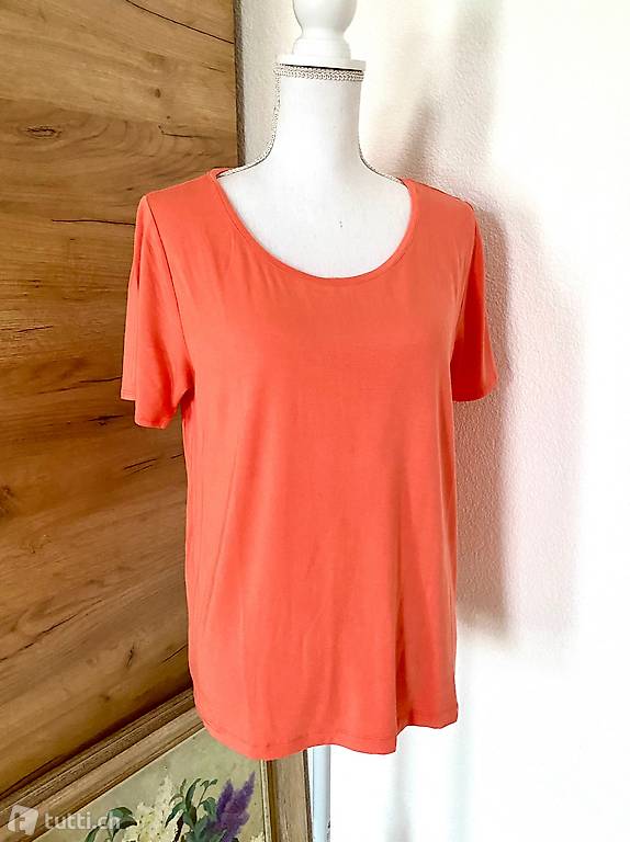 Schönes NILE Shirt, Gr. L. Neu. Viskose.