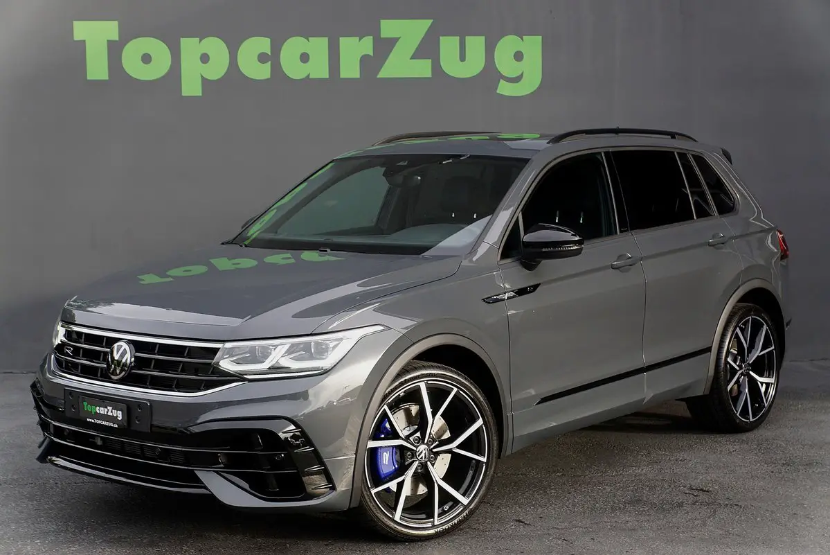 VW Tiguan 2.0TSI R 4Motion DSG Black Style Akrapovic ** 320 PS