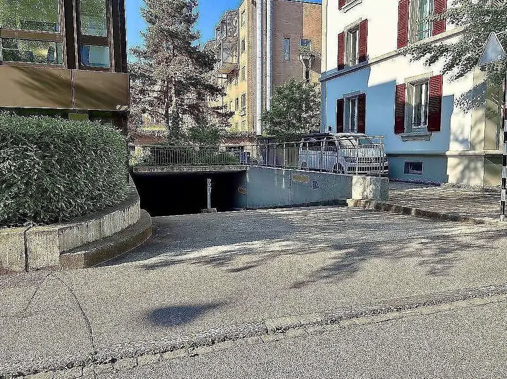 Einstellhallenplatz Parkplatz nächst HB Bern per sofort