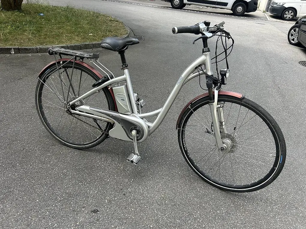 Flyer Damen E-Bike 28zoll 8gang 25kmh 50cm Rahmengrösse