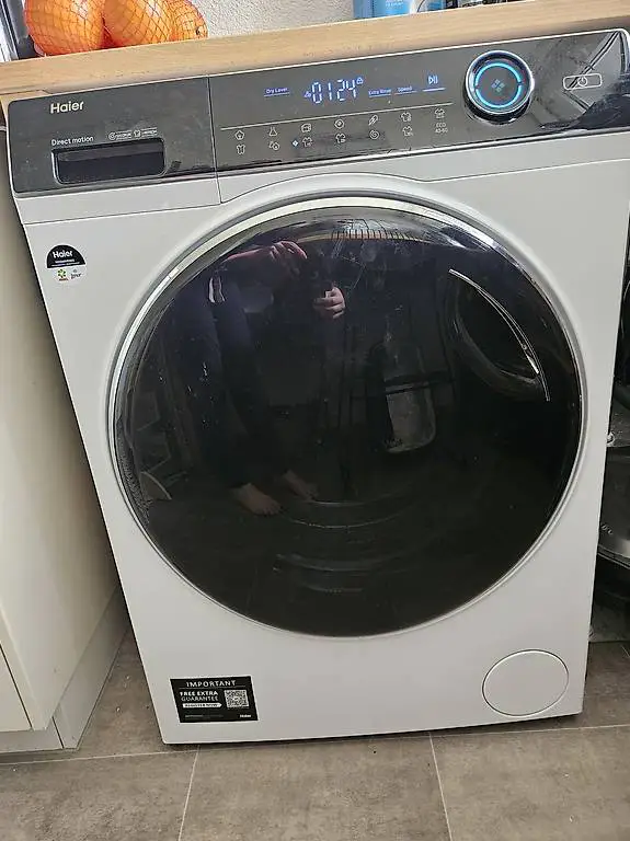 Waschtrockner neuwertig mit Garantie