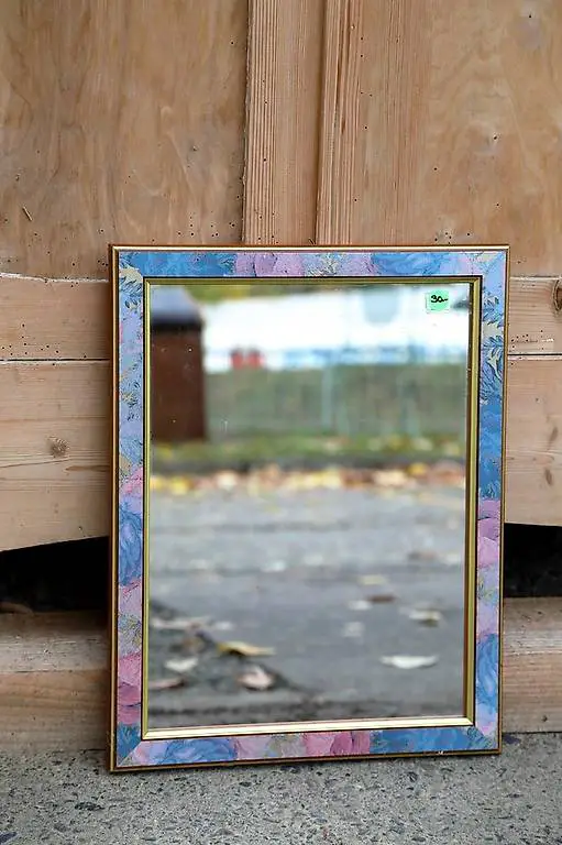 Spiegel klein, bläulich /rosé farben