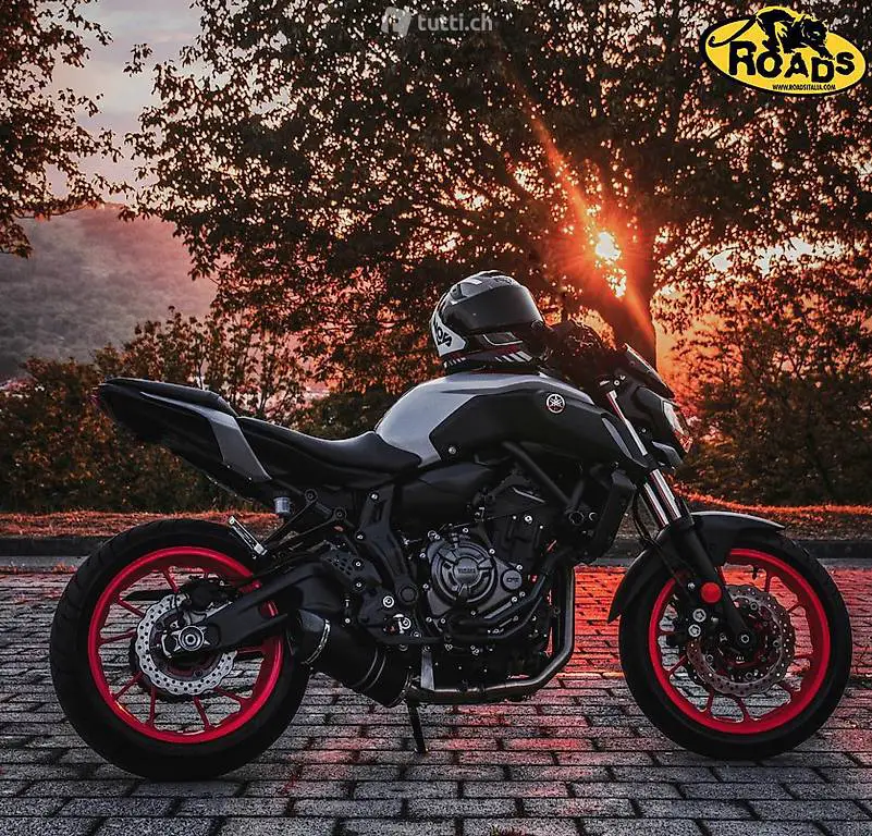  Scarichi omologati CH per Yamaha MT07 / MT 09 - Roadstalia