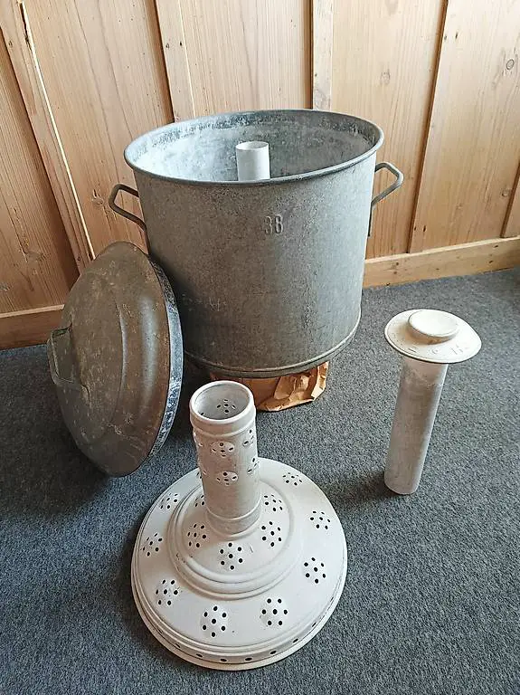 Antiker Wäschekocher für Holzherd