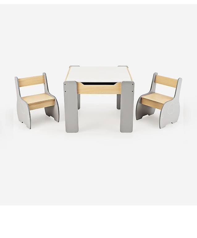 Kindertisch mit 2 Stühlen