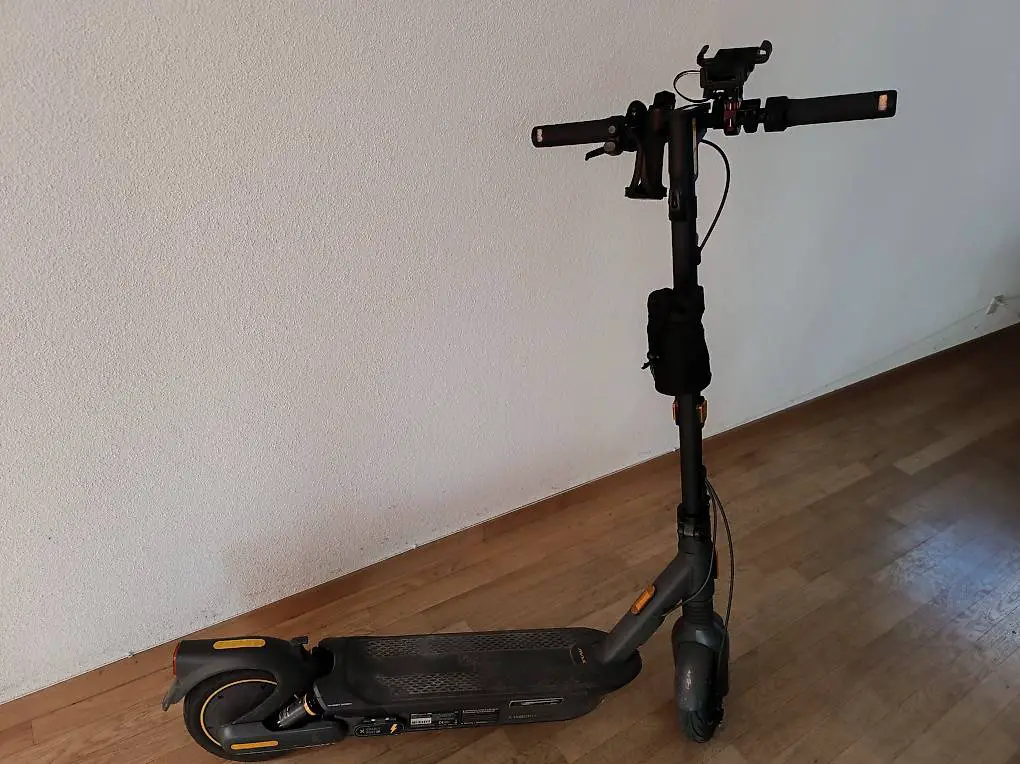 Segway Ninebot Max G2 D