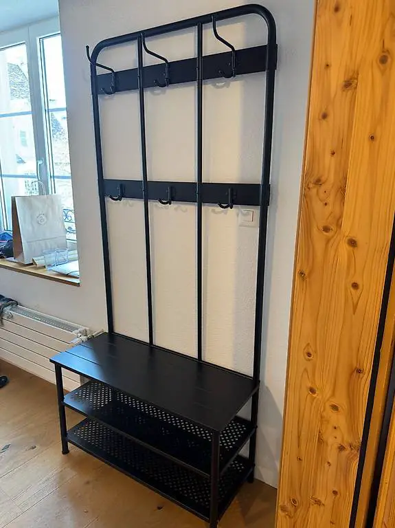 Garderobenständer mit Bank, 190 x 35 x 79 cm.