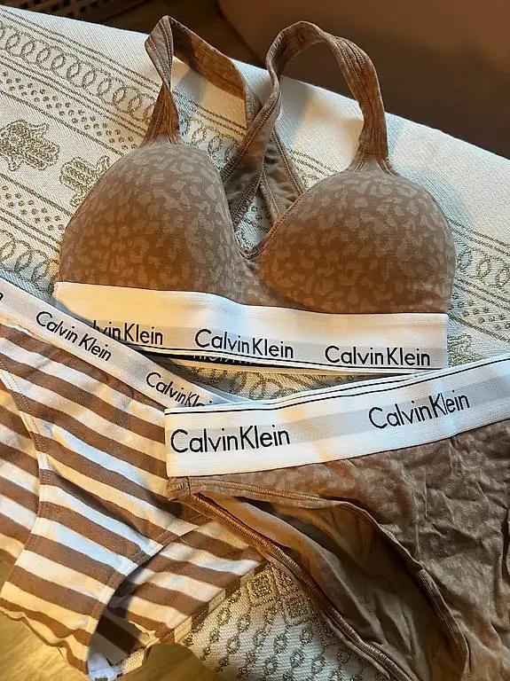 Set Bustier Slip Calvin Klein Grösse XS wie Neu
