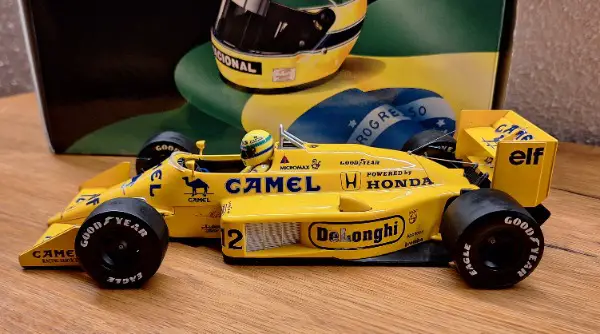 Lotus 99T Camel Honda Ayrton Senna F1 1987 Minichamps 1:18