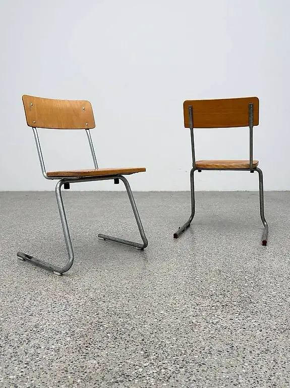 Stapelbarerstuhl von Aduka