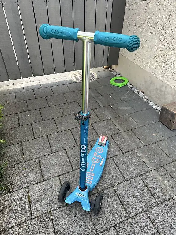 Micro Scooter