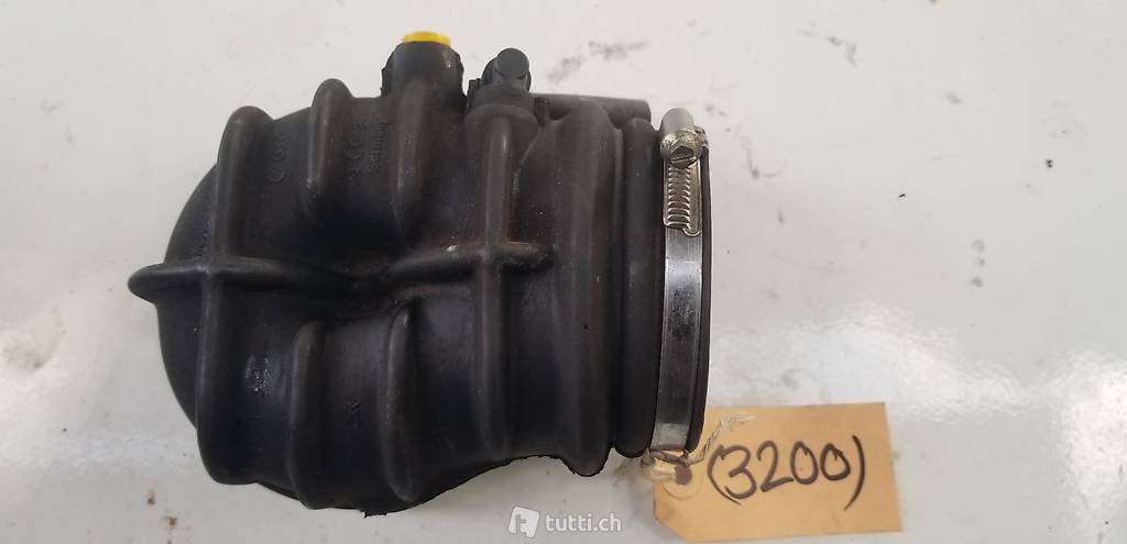  Ansaugschlauch Audi 80 2.0i occ. gebraucht