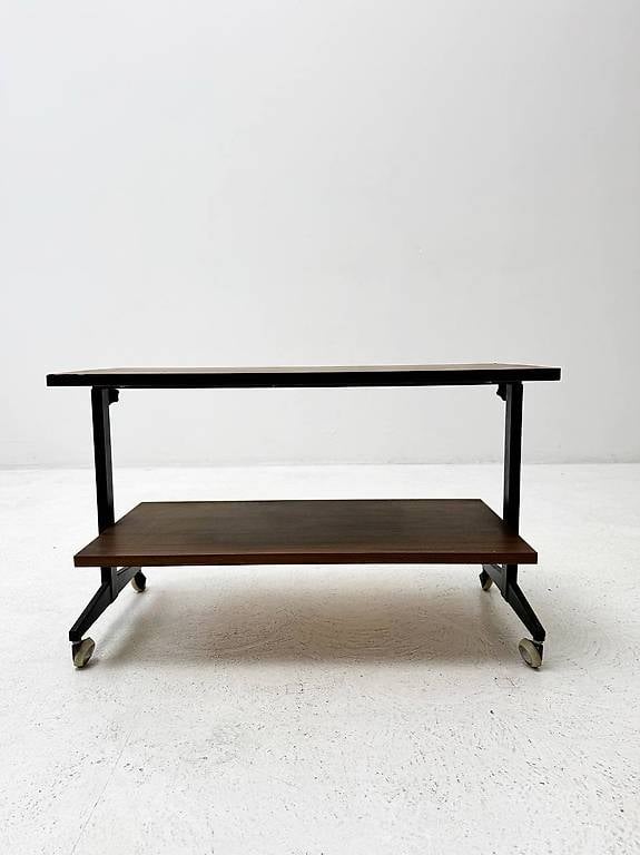 Brauner höhenverstellbarer Vintage Beistelltisch auf Rollen