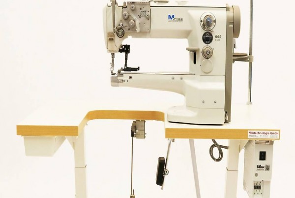  Leder Industrienähmaschine Dürkopp 669