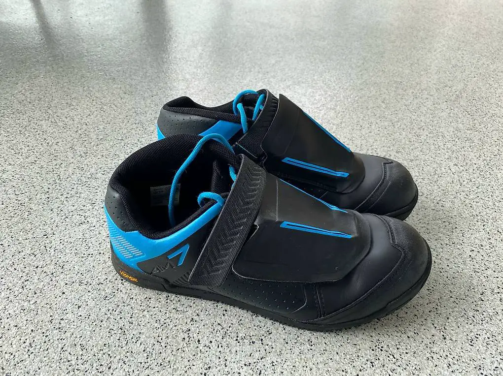 Veloschuhe Shimano AM7