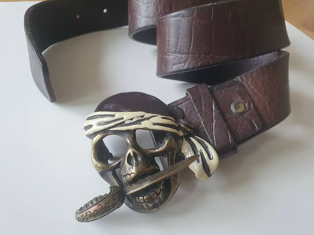Ledergürtel Piraten Skull