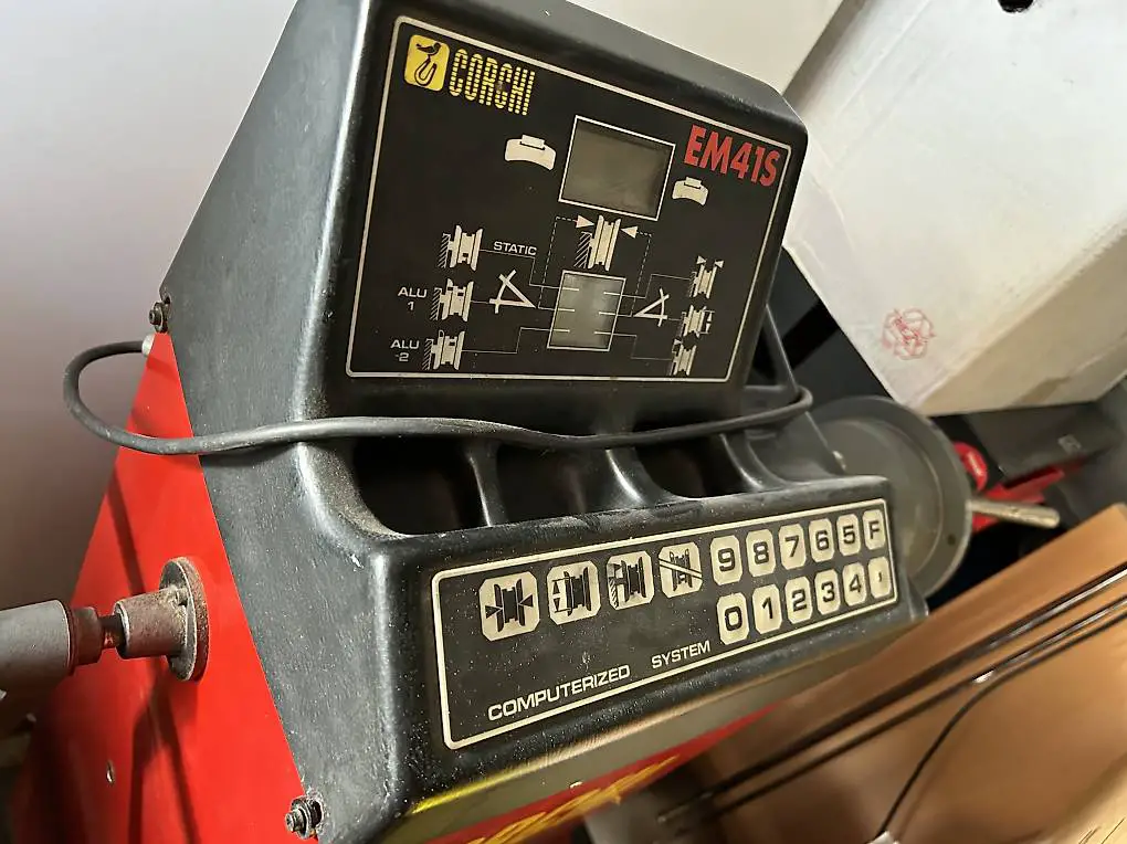 Auswuchtmaschine Corghi EM41S