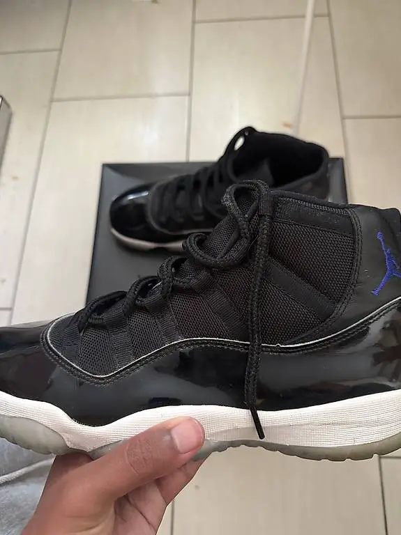 Jordan 11