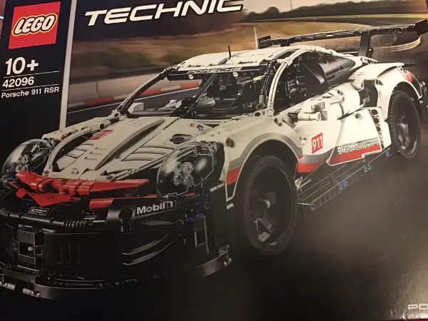Lego Technic 42096 Porsche 911 RSR
