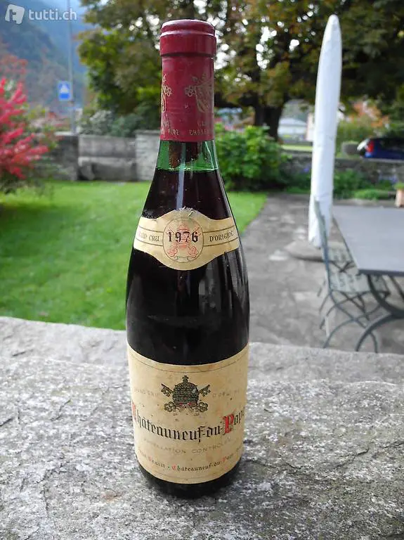 Bottiglia vino Châteauneuf-du-Pape 1976