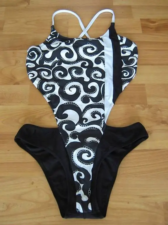 Badeanzug Grösse 36/38