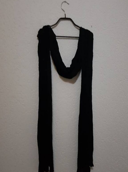 schwarzer, leichter Schal ca 230 / 55cm