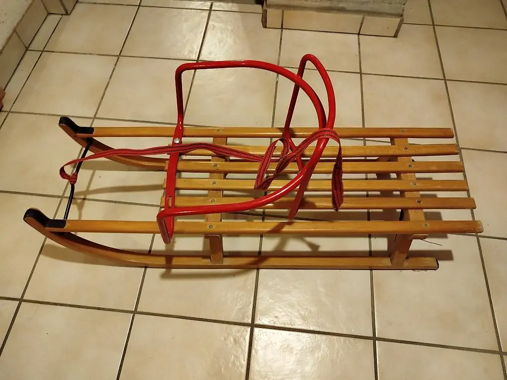 Holzschlitten zu Verkaufen