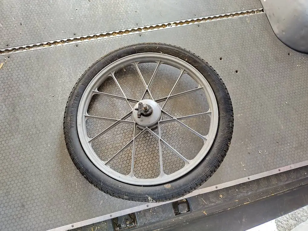 Mofa Rad Vorderrad Moped evtl. von Belmondo Zündapp