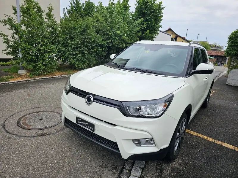 SSANG YONG Tivoli 1.6 e-XGi Quartz 4WD Automatic