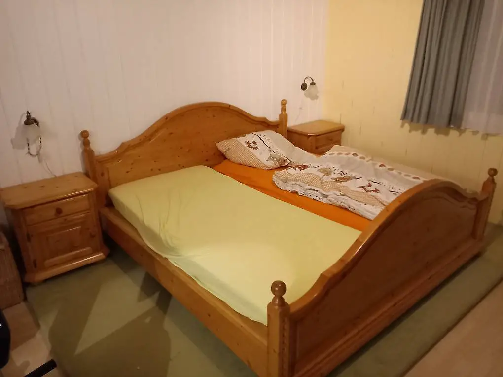 Schlafzimmer komplett Fichte